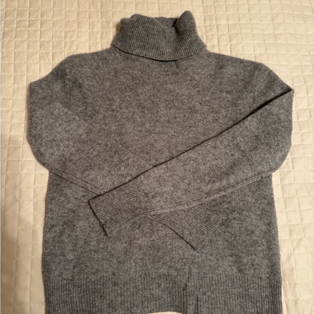 360 Cashmere light grey Turtleneck Sweater